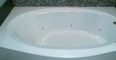 Jacuzzi-Refinishing