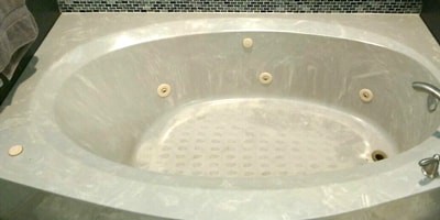 Jacuzzi-Refinishing